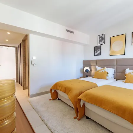 Lerins 304 By Halldis Cannes